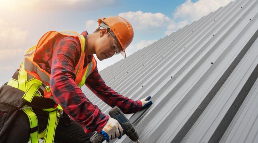 Expert top industrial roofings services in Dennis, KS